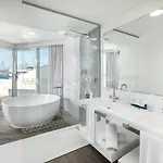 Alexandre Troya Hotel