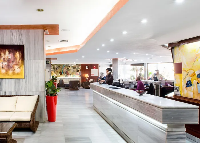 Alexandre Troya Hotel 4*